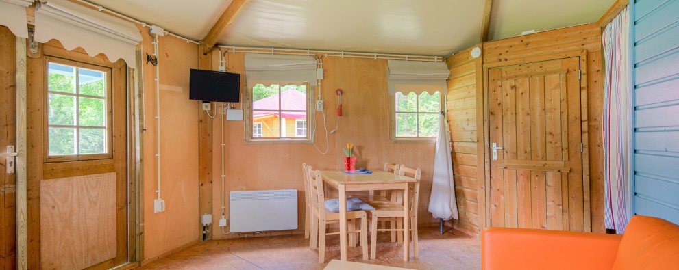 Woonkamper bungalow heldense bossen
