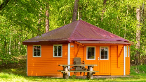 Kampeerbungalow oranje