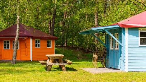Kampeerbungalow heldense bossen